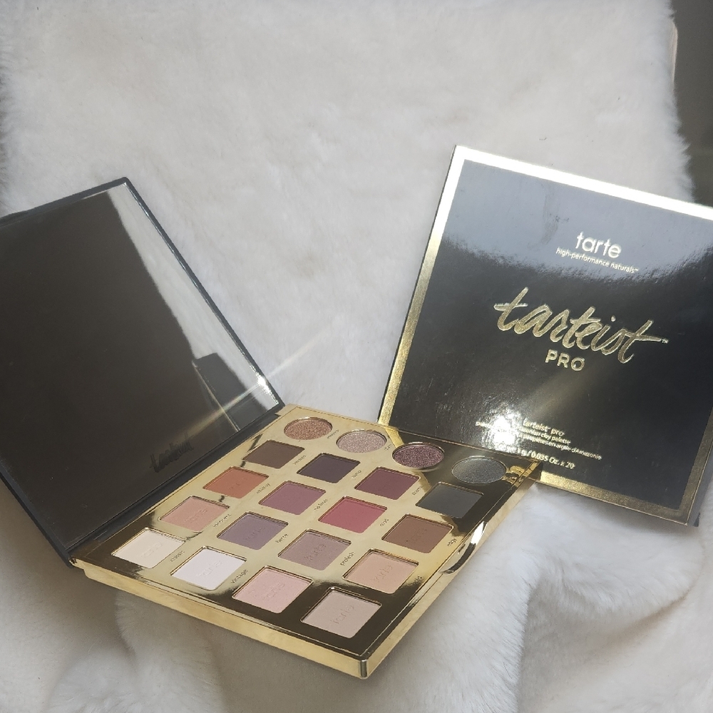 Tarte Pink and Purple Eyeshadow Palette Luxurious Shimmer and Matte
